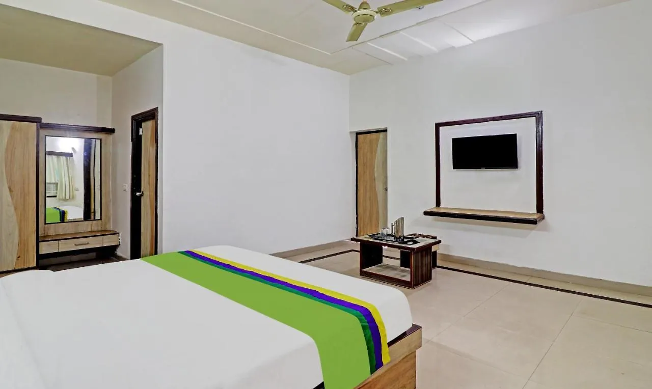 4 View Hotel Tajganj