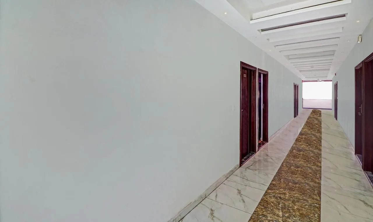 4 View Hotel Tajganj